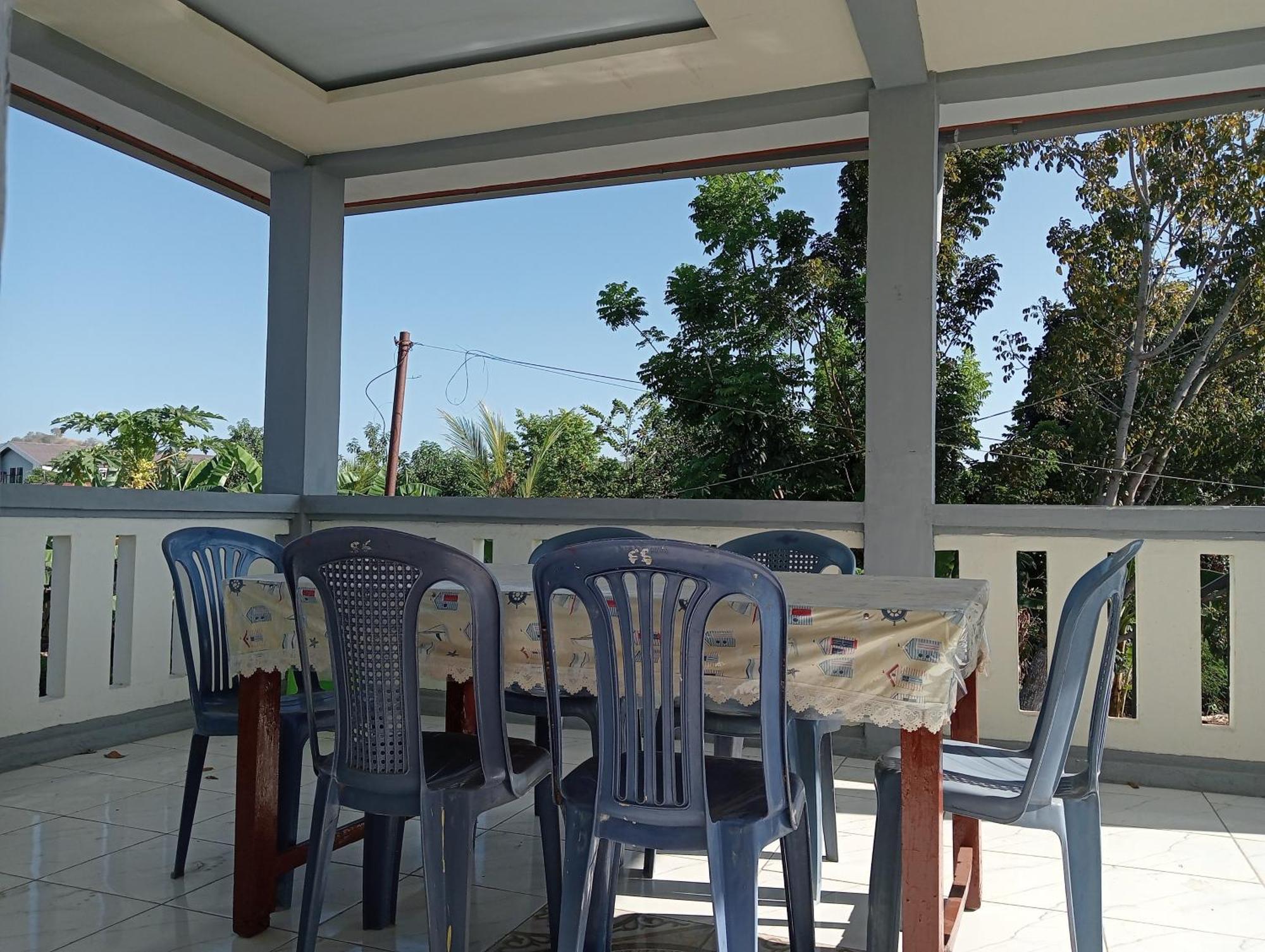 Yusilver Guest House Labuan Bajo Ngoại thất bức ảnh