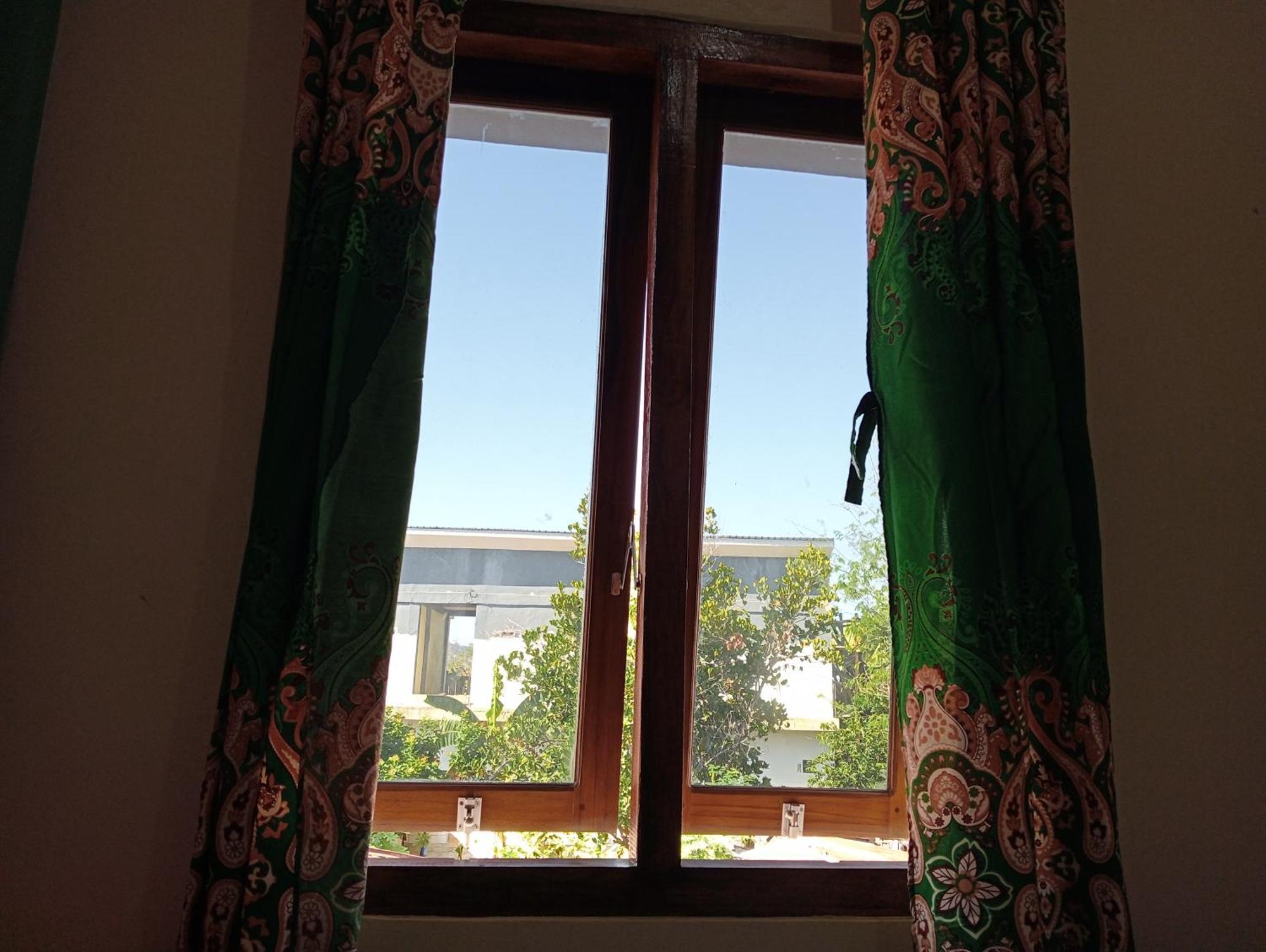Yusilver Guest House Labuan Bajo Ngoại thất bức ảnh