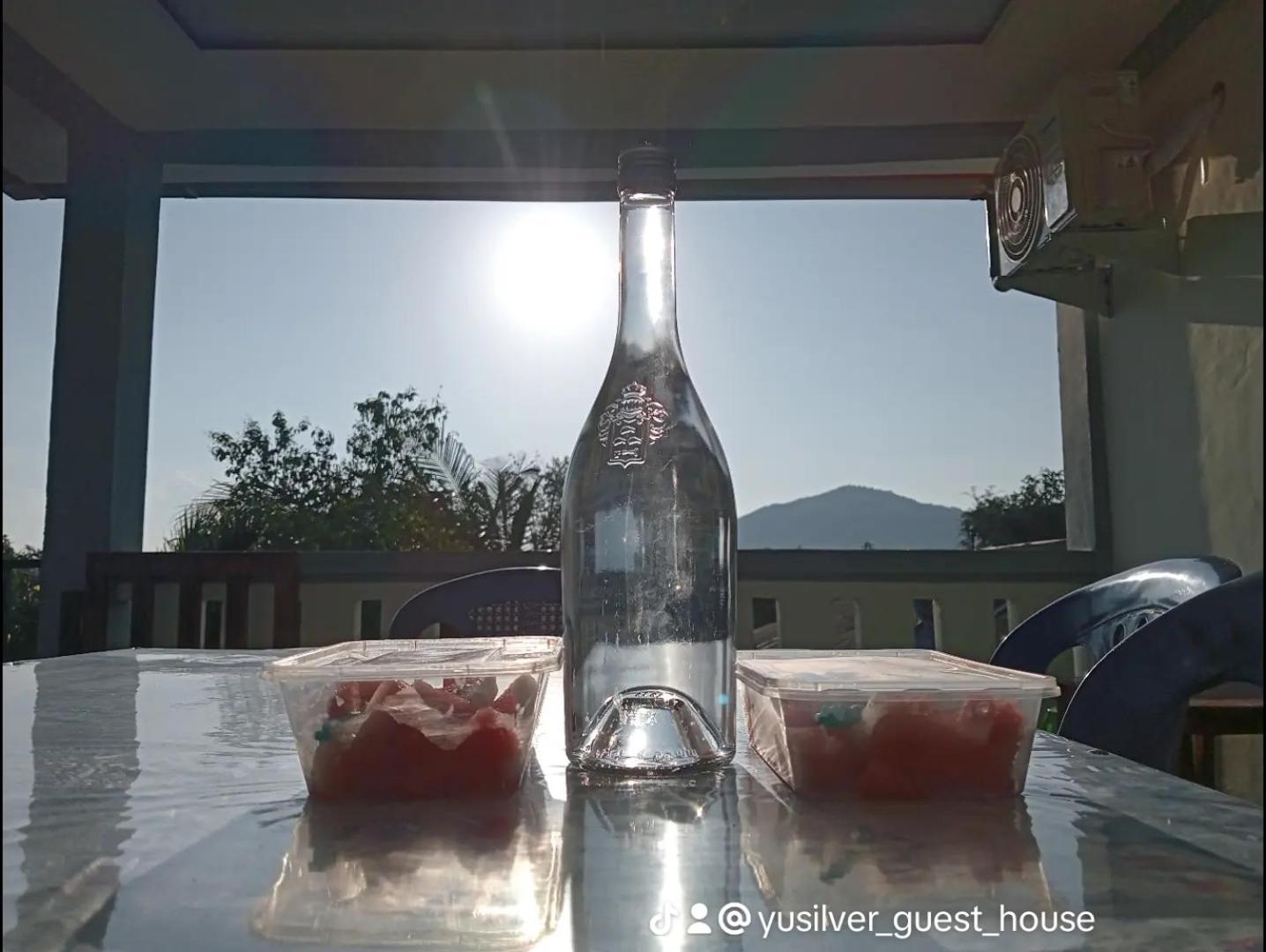 Yusilver Guest House Labuan Bajo Ngoại thất bức ảnh